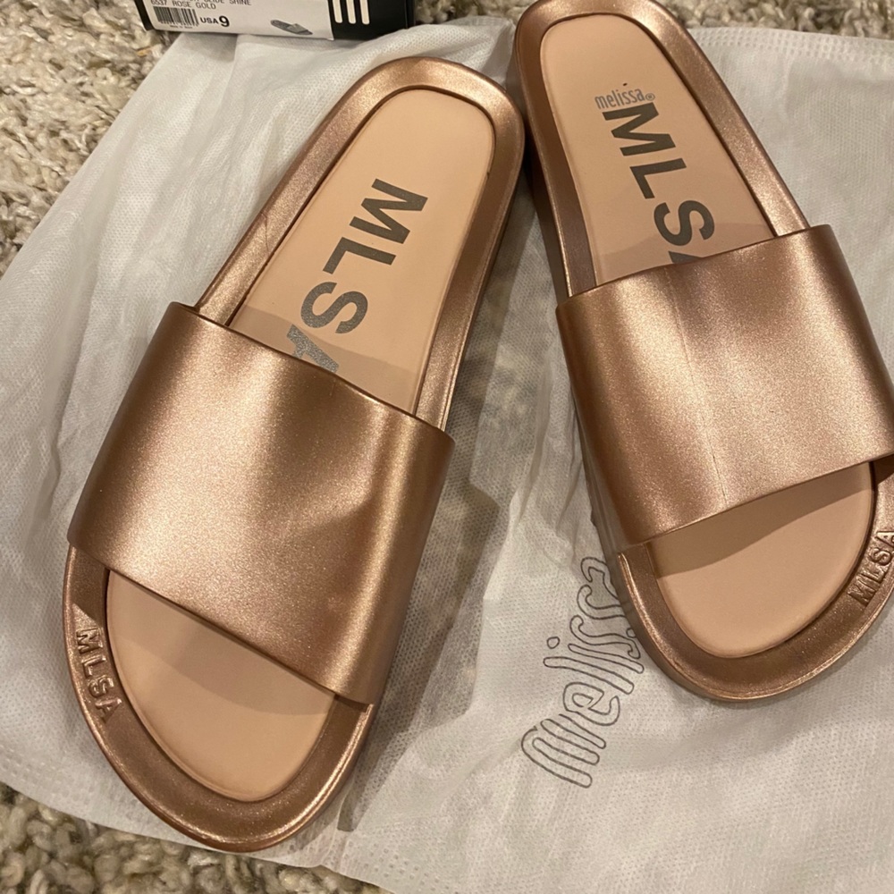 New in Box! Melissa Women’s beach slide